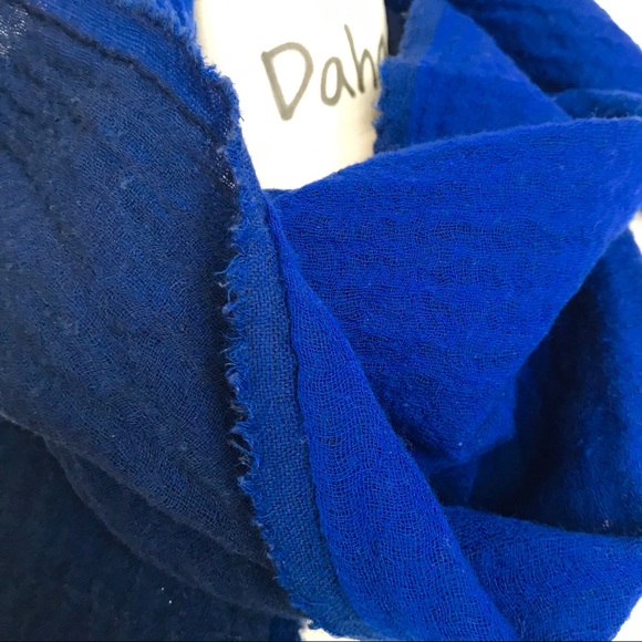 Madewell cobalt navy gauze scarf - Picture 3 of 6
